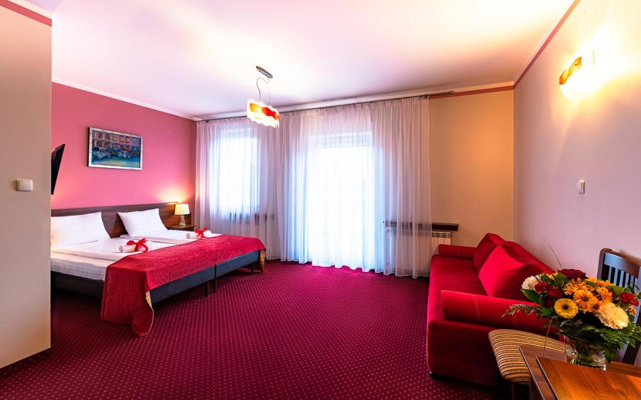 Hotel Kasztelan Dobczyce Kültér fotó