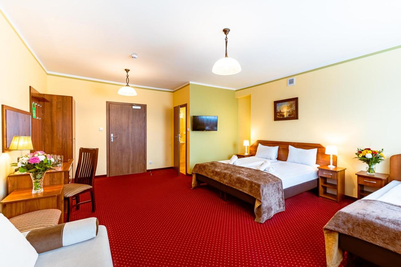 Hotel Kasztelan Dobczyce Kültér fotó